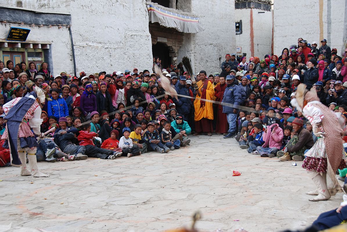 Mustang Lo Manthang Tiji Festival Day 2 14-2 Skeleton Dancers Attack Demon Doll